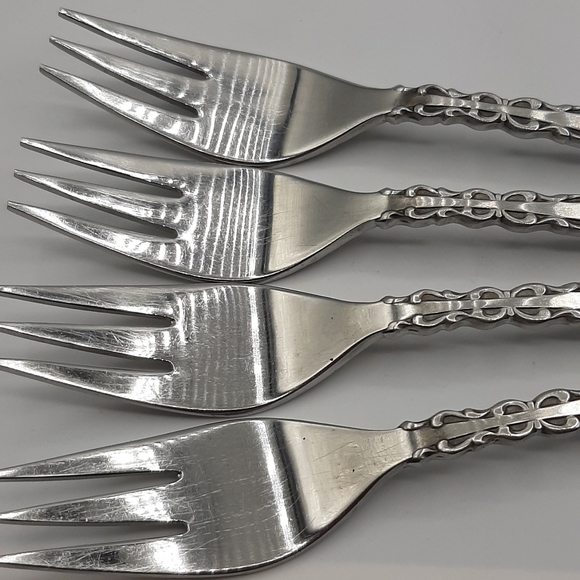 International Lyon ALHAMBRA Stainless Satin Handle Silverware Salad Forks 7 1/8" - Picture 3 of 6